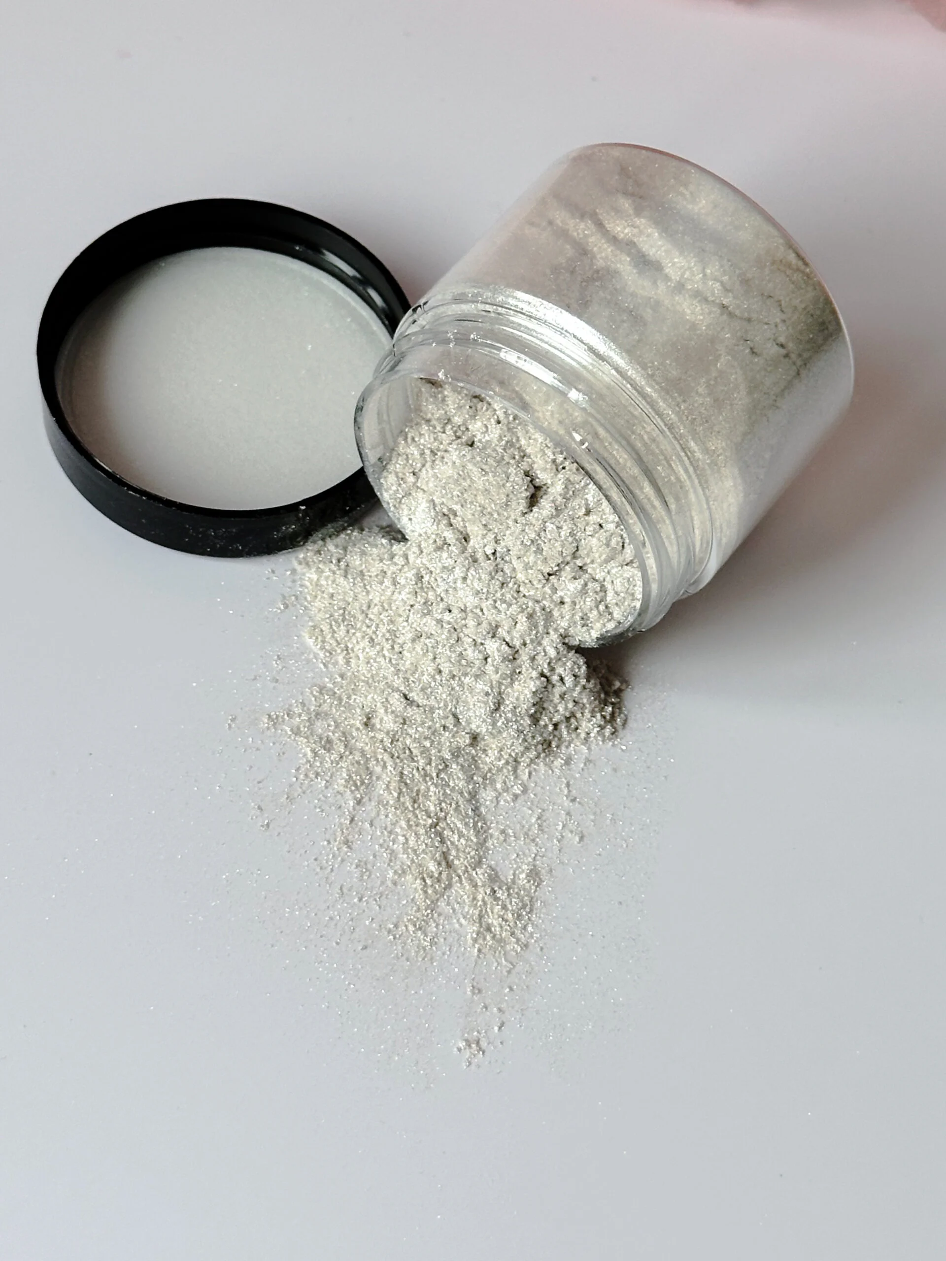 Pearl Glitter